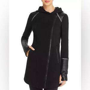 Blanc Noir Update Traveler Black Hooded Jacket